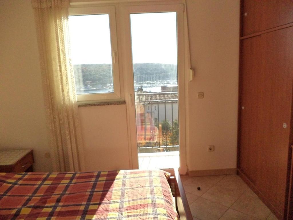 Apartment In With Sea View, Terrace, Air Conditioning, Wifi 633-2